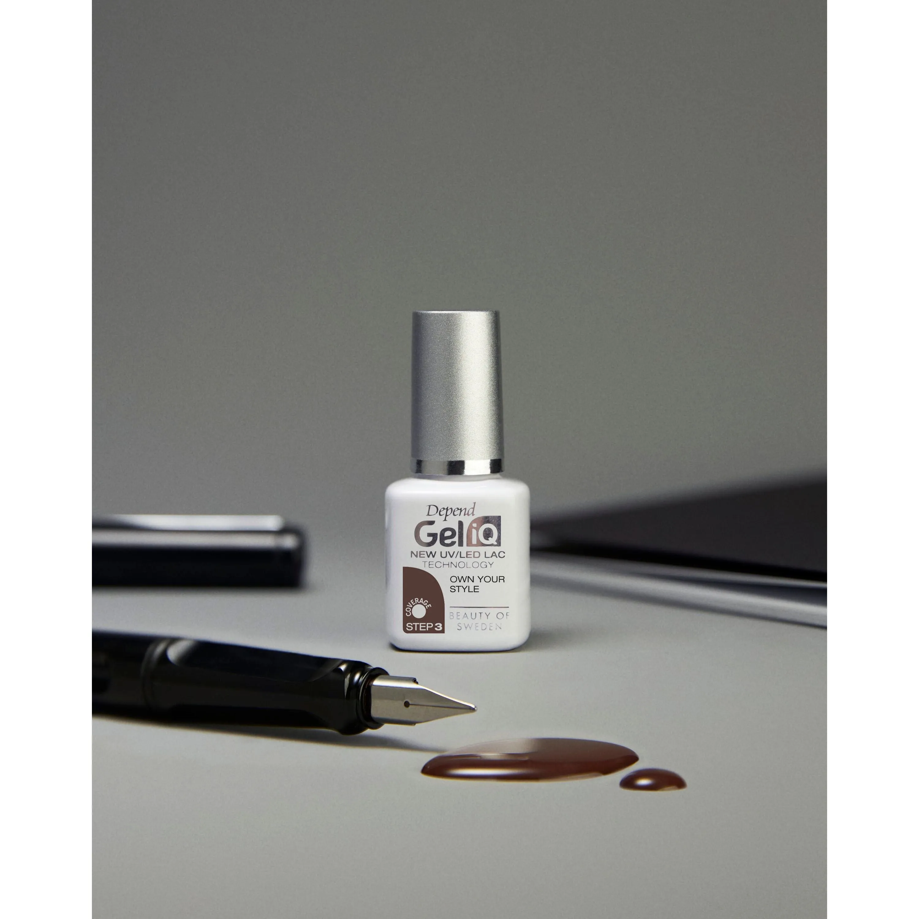 Gel iQ Gel Polish Nr.081 - Own Your Style