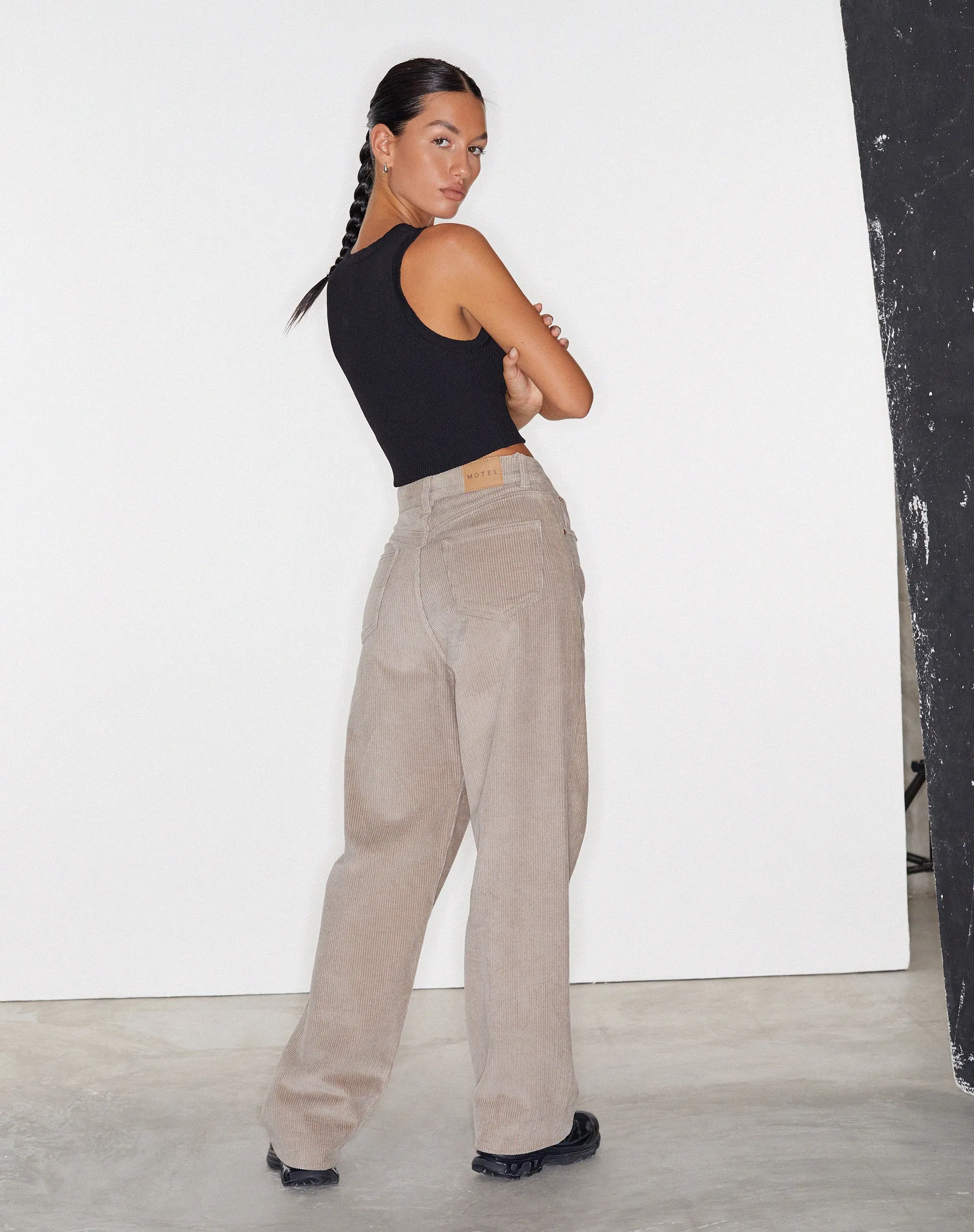 Parallel Jeans in Cord Smoke Grey