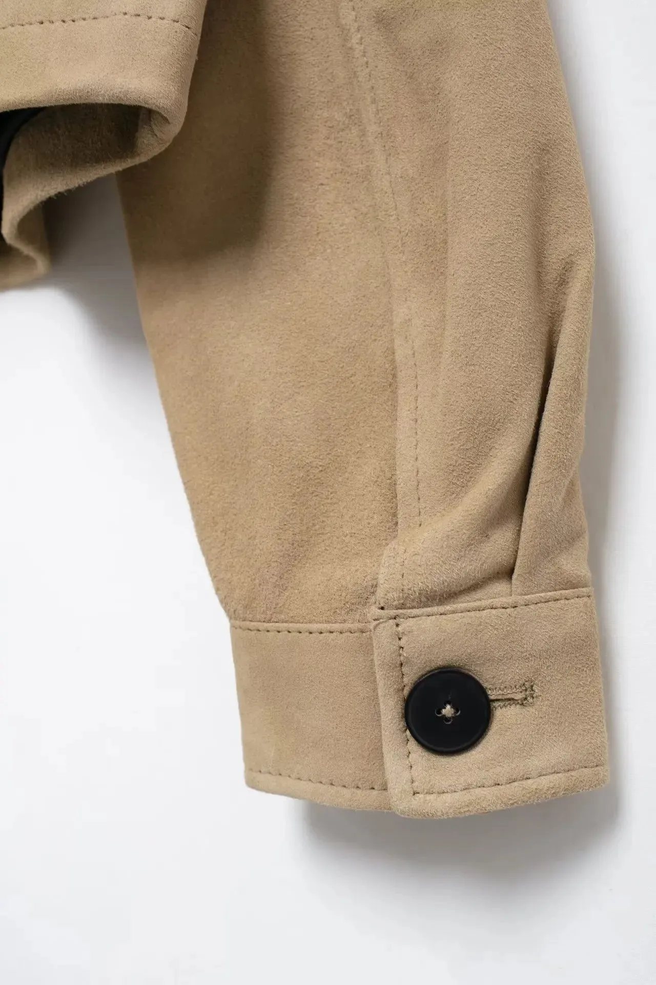 TAVIMART  -  Autumn New Solid Suede Cropped Jacket Women Long Sleeve Single Breasted Short Outerwear Casual Vintage Pocket Jackets Lady