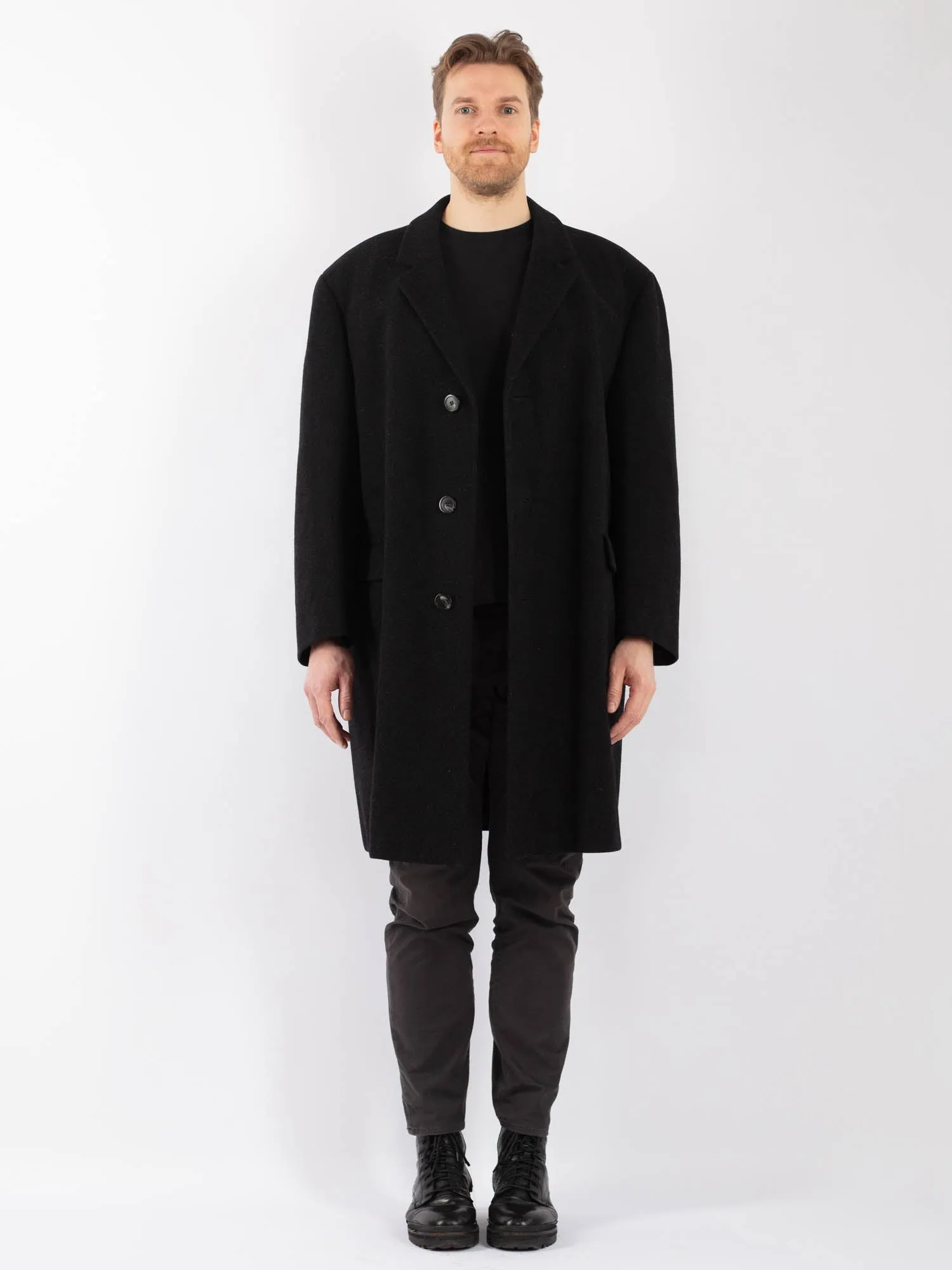 Vintage 70's Men Wool Coat in Black
